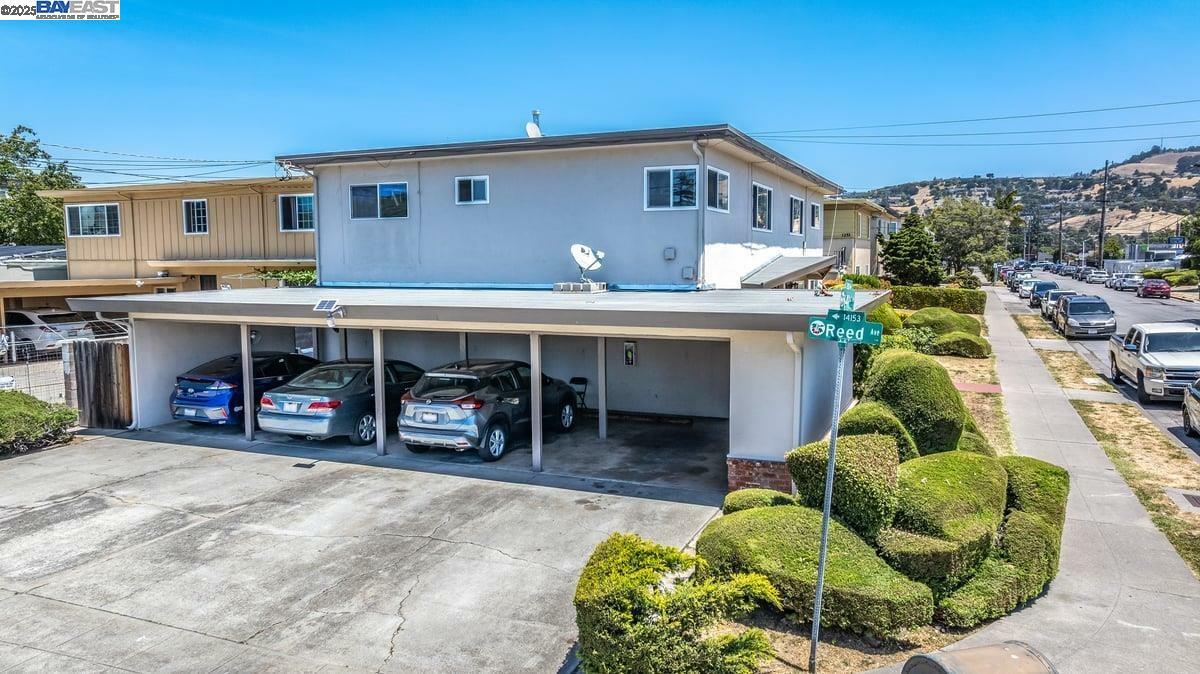 Property Photo: 1231 141st Ave CA 94578