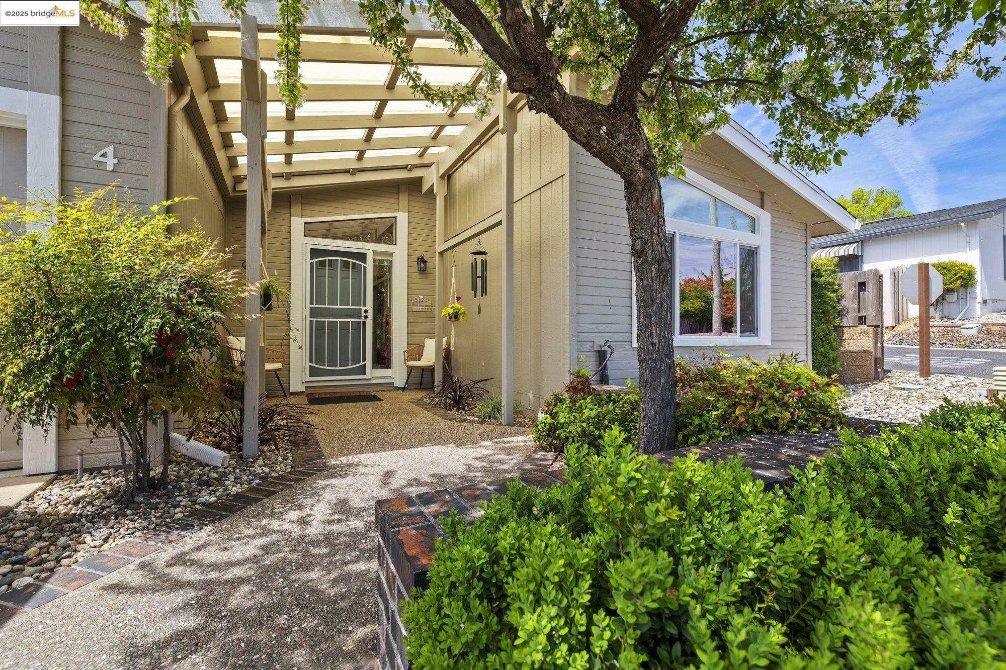 Property Photo: 12700 Red Maple Circle #4 CA 95370