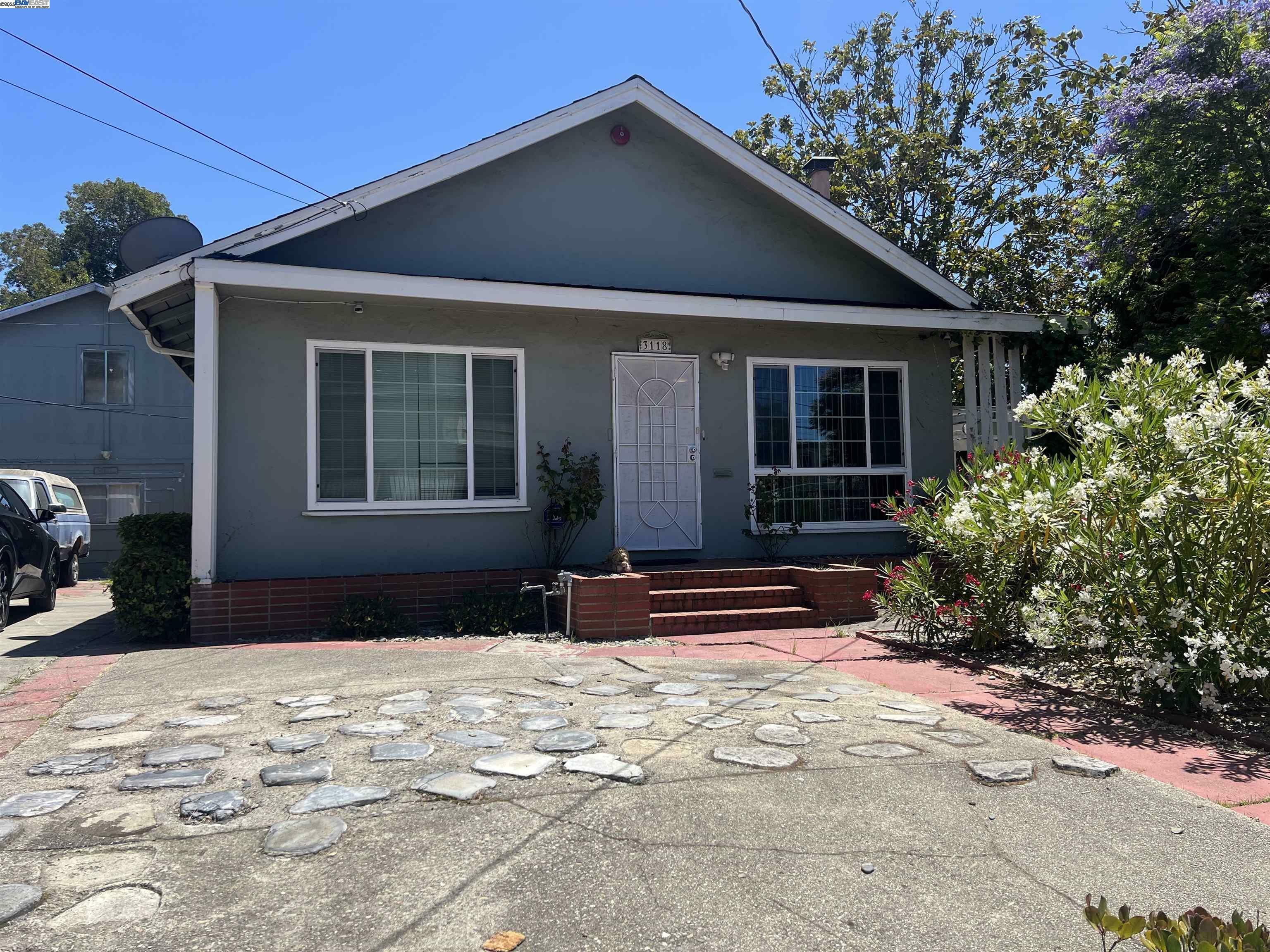 Property Photo: 3118 63rd Ave CA 94605