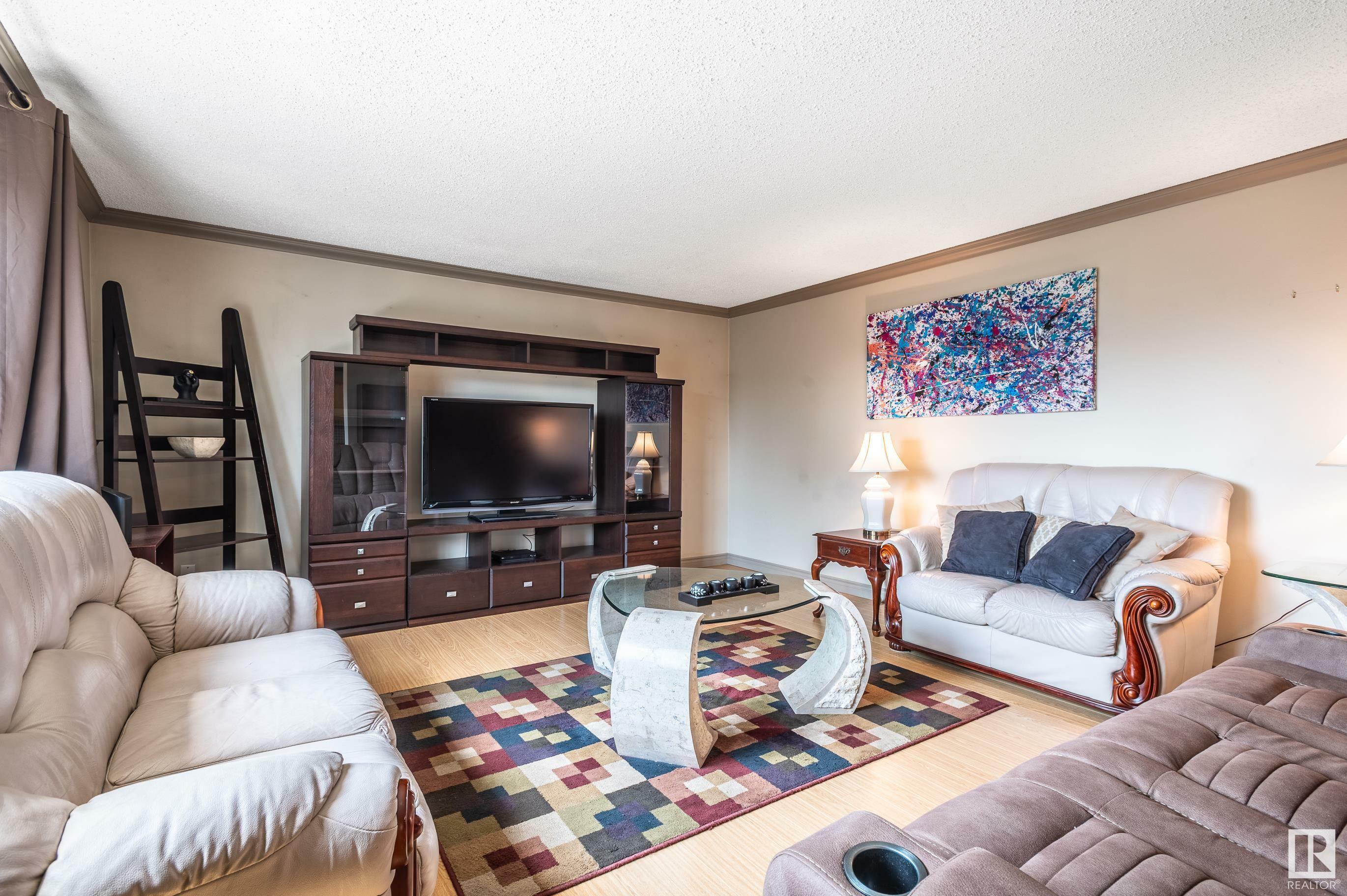 Property Photo: 7204 81 Avenue NW 308 AB T6B 0E2