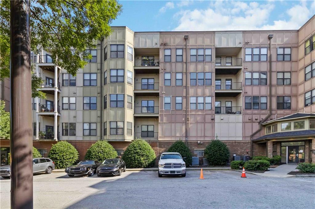 Property Photo:  898 Oak Street SW 1402  GA 30310 