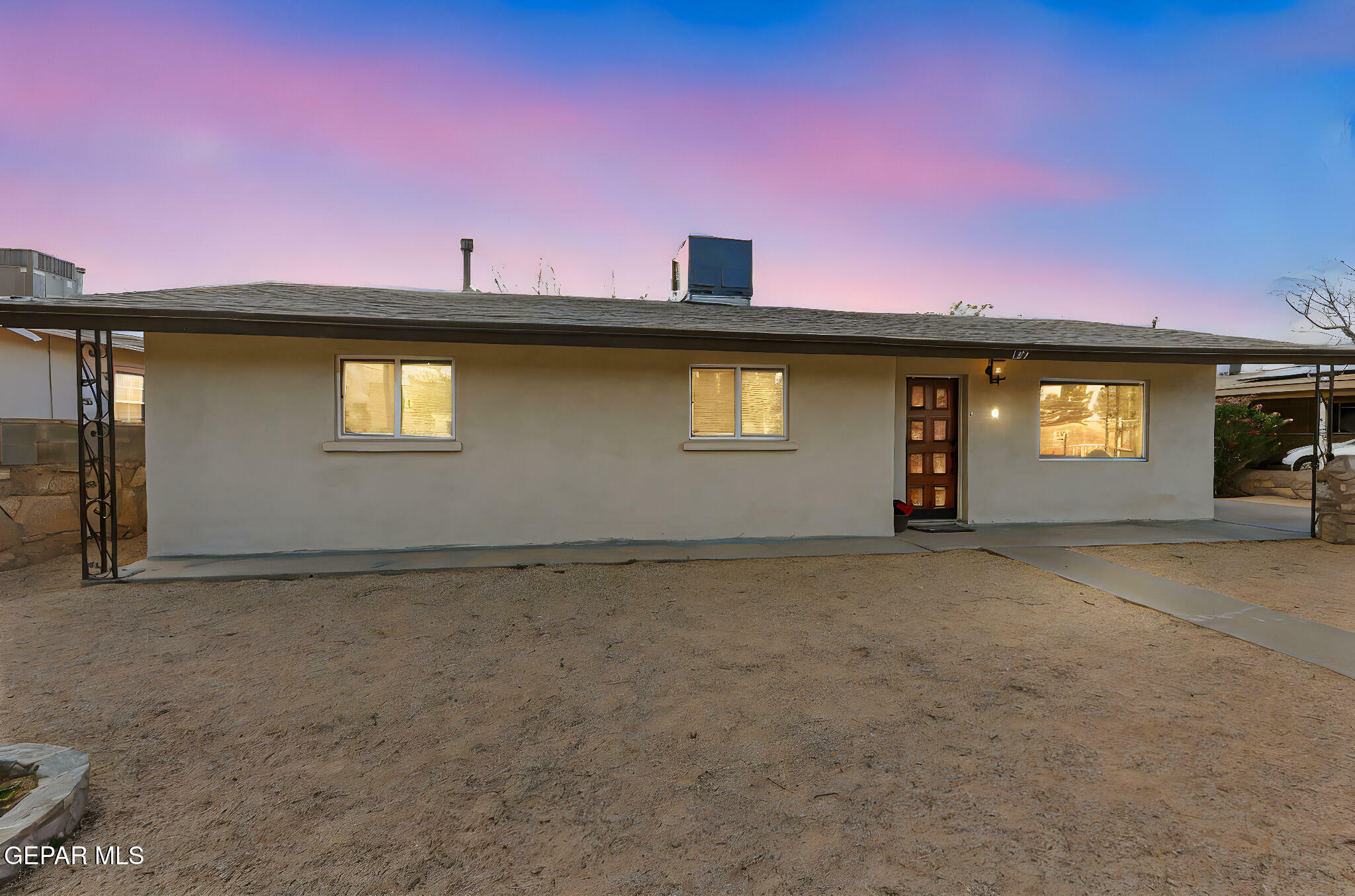 Property Photo:  125 N Nevarez Road  TX 79927 