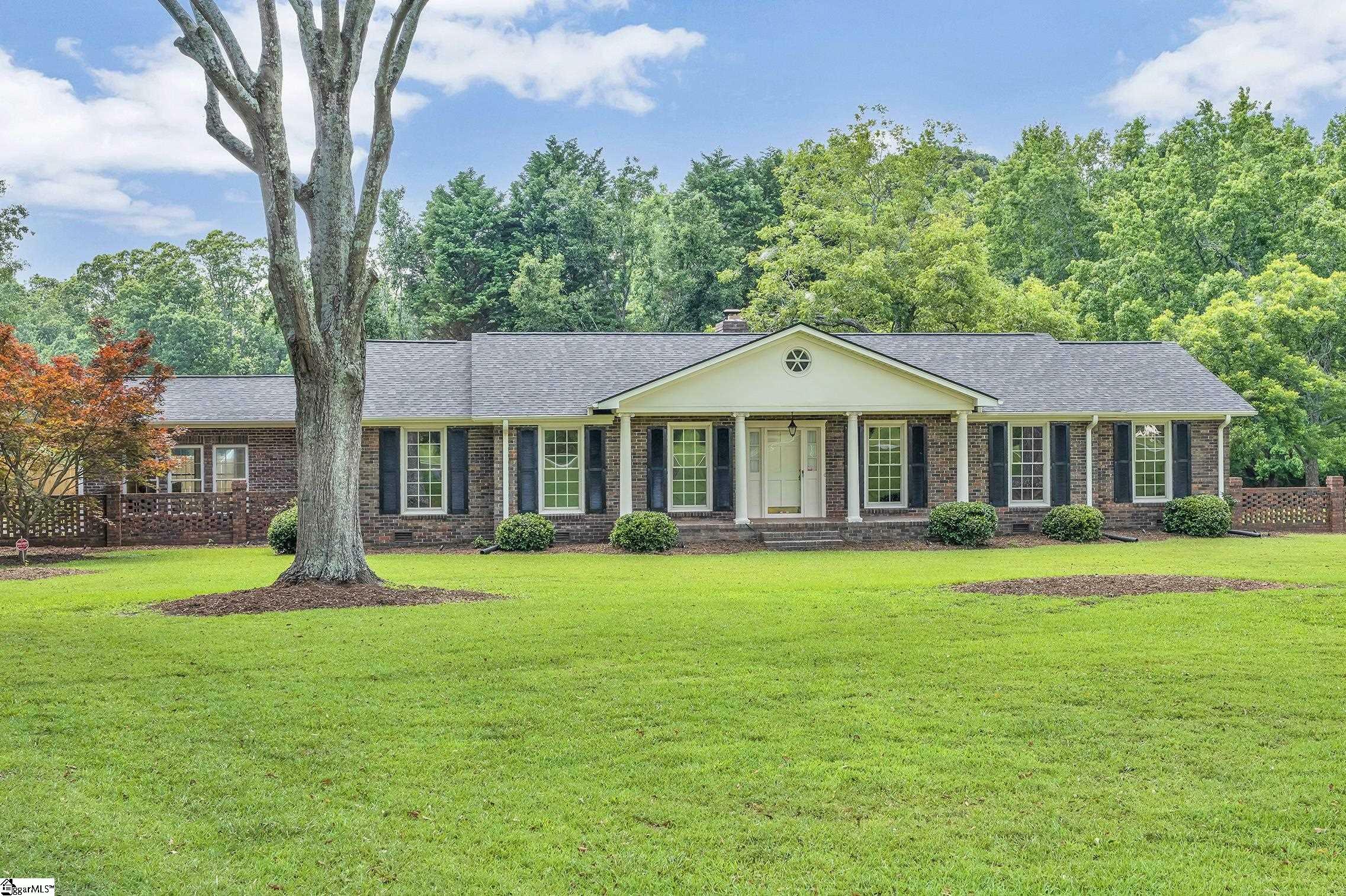 Property Photo: 216 South Carolina 413 SC 29627