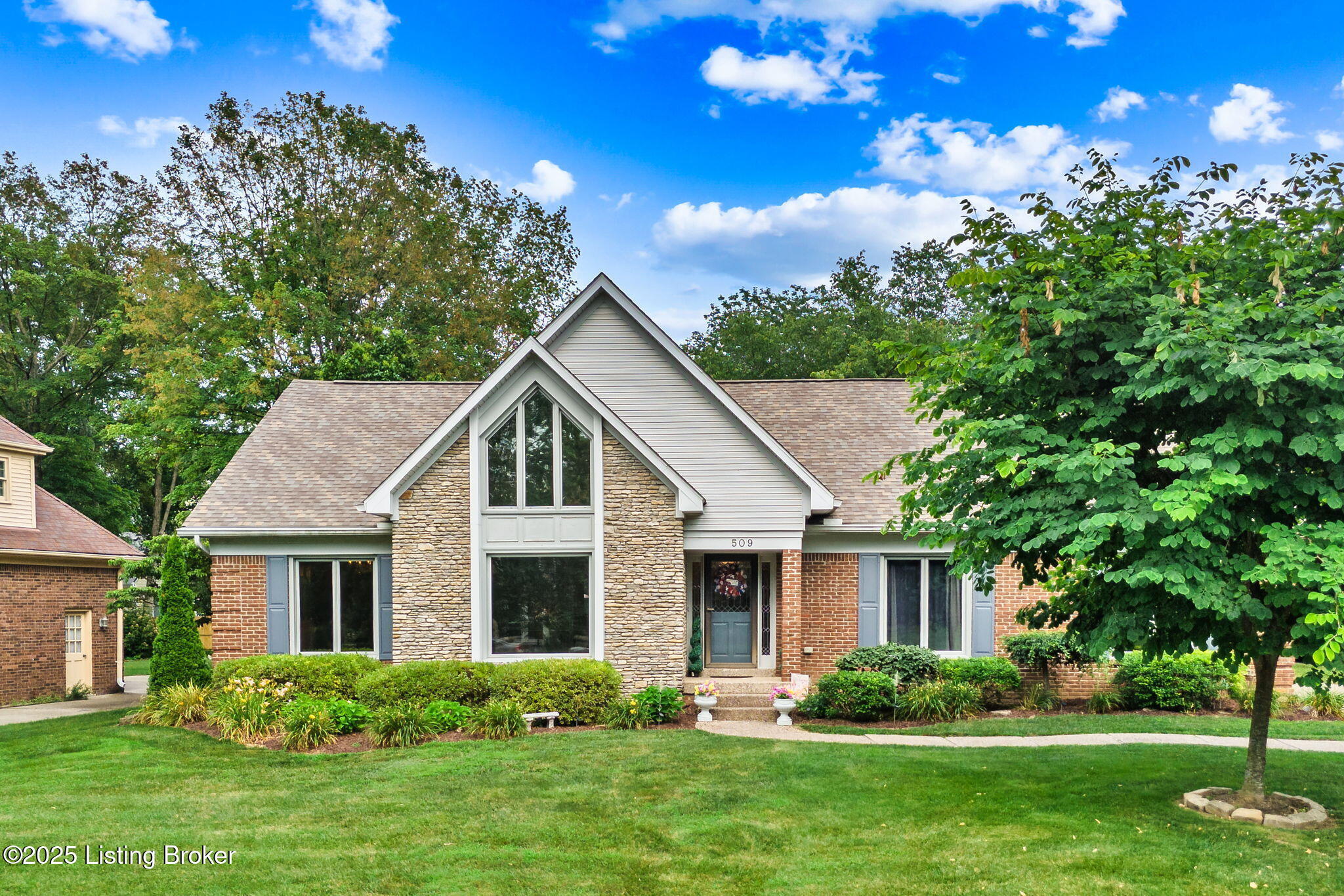 Property Photo: 509 Oak Branch Rd KY 40245
