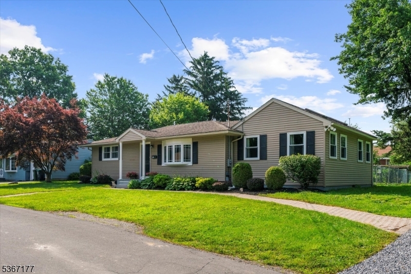 Property Photo: 129 Francis St NJ 08865