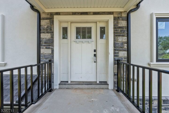 Property Photo: 114 Whispering Hills Rd NJ 07080