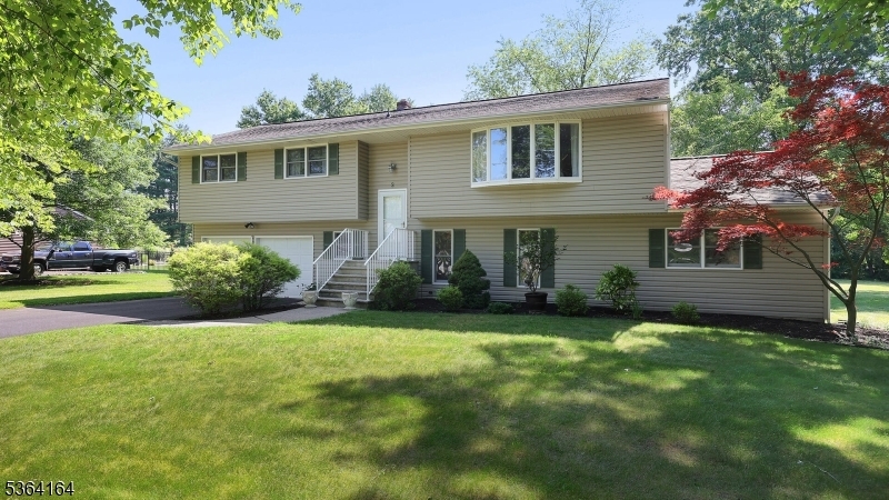 Property Photo: 2 Ashwood Ter NJ 08844