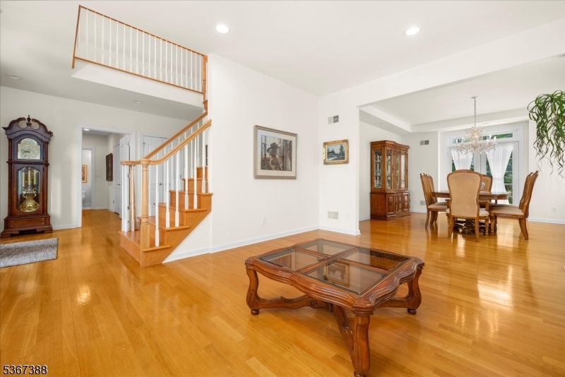 Property Photo: 3 Stanbury Ln NJ 08825