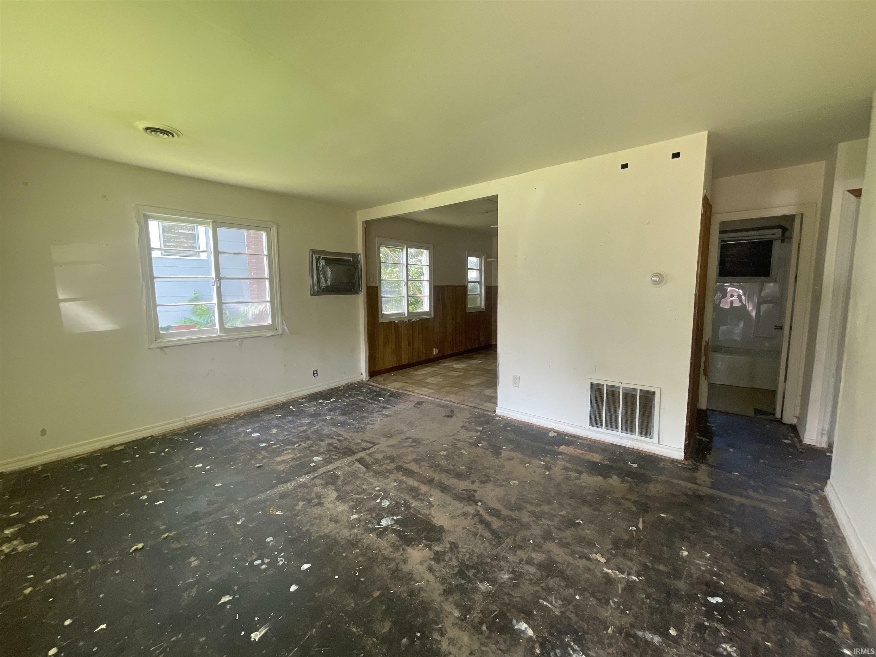 Property Photo:  612 5th Street  IN 46808-2719 