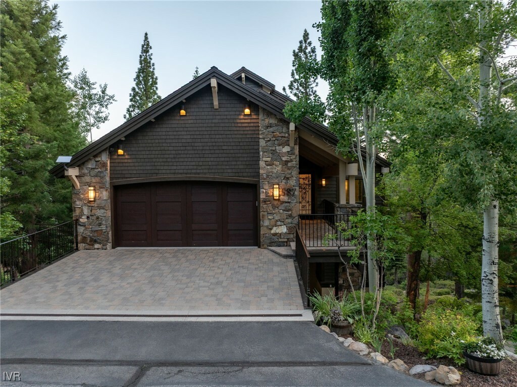 Property Photo: 587 Fallen Leaf Way NV 89451