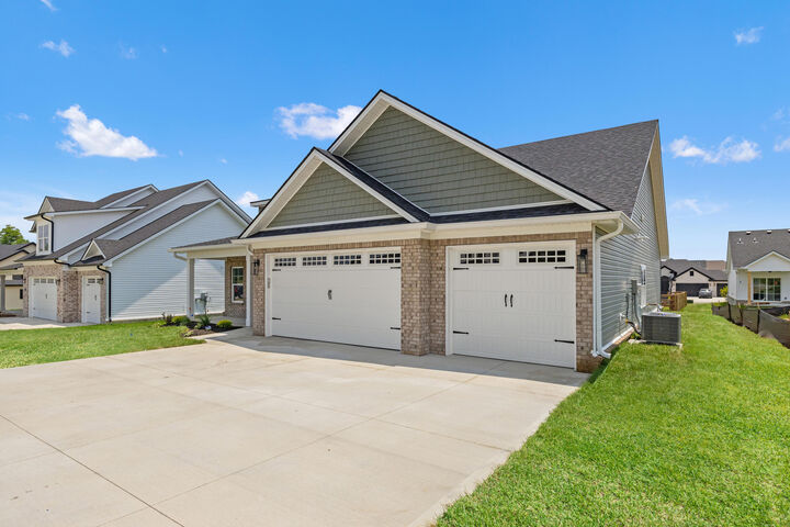 Property Photo: 121 Farmers Bluff KY 40356