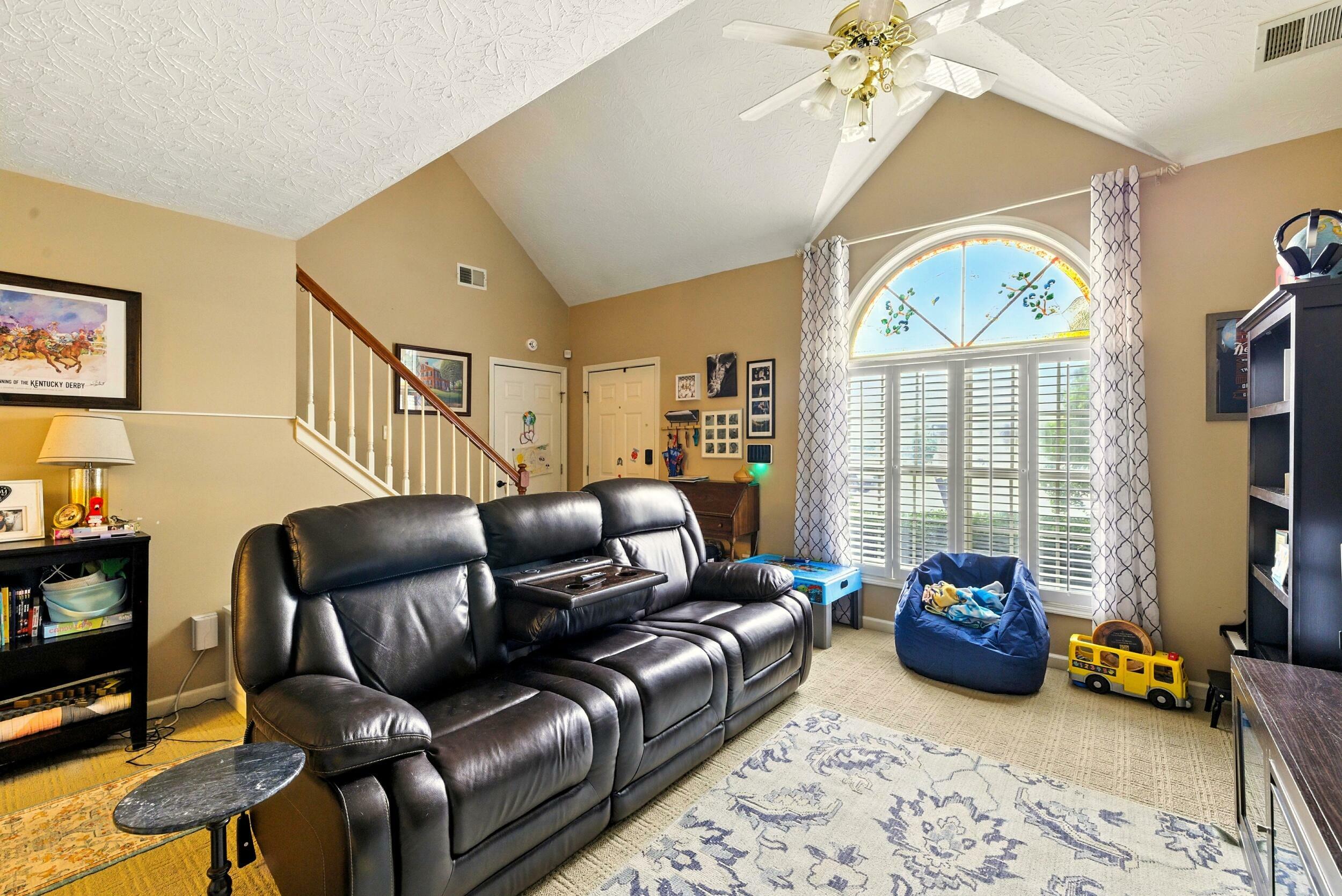 Property Photo:  115 West Chopin Way  KY 40324 