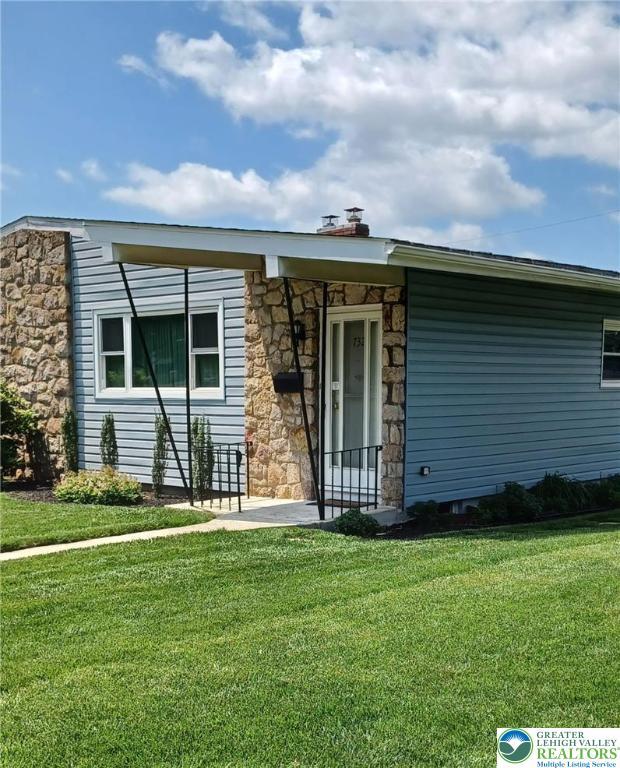 732 N Saint Lucas Street  Allentown City PA 18104 photo