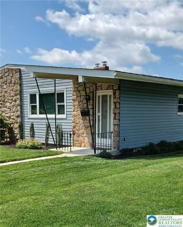 Property Photo: 732 N Saint Lucas Street PA 18104