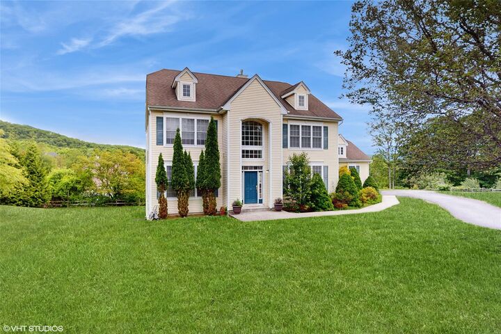 Property Photo: 3 Caledonia Circle NY 10930