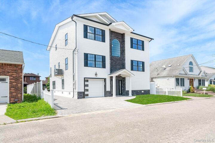 Property Photo:  23 Bay Street  NY 11710 
