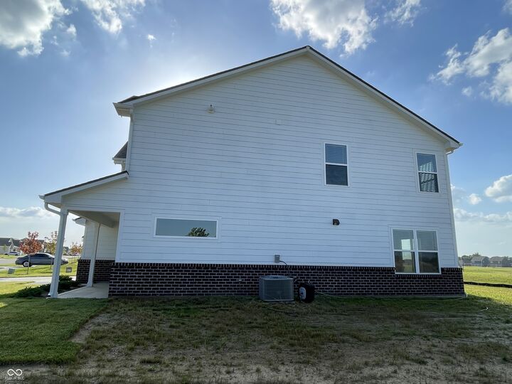 Property Photo: 1256 Little Rodeo Place IN 46143