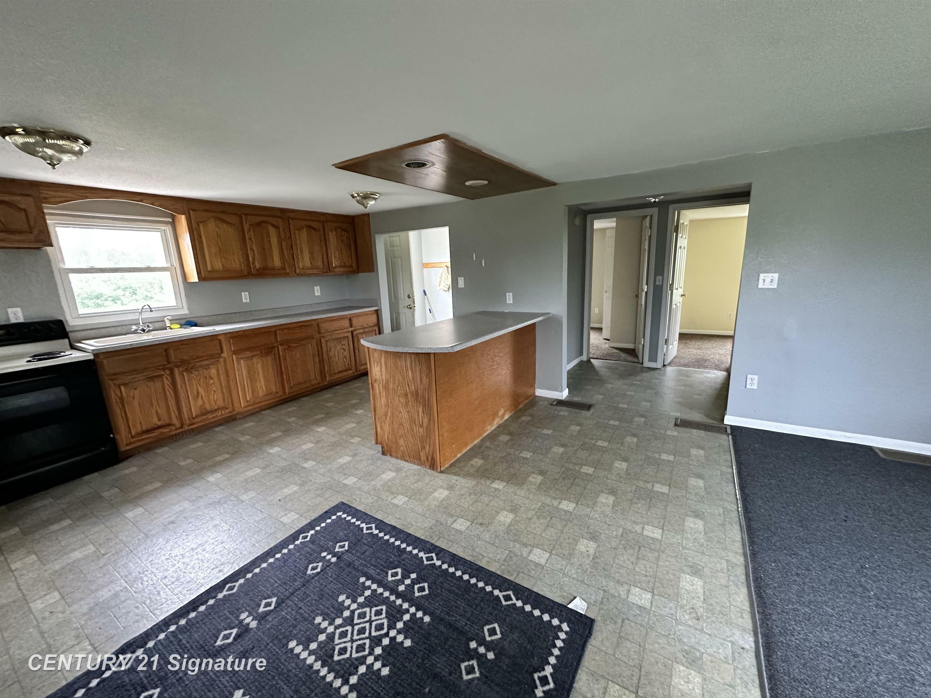 Property Photo: 2252 N M-18 Road MI 48612