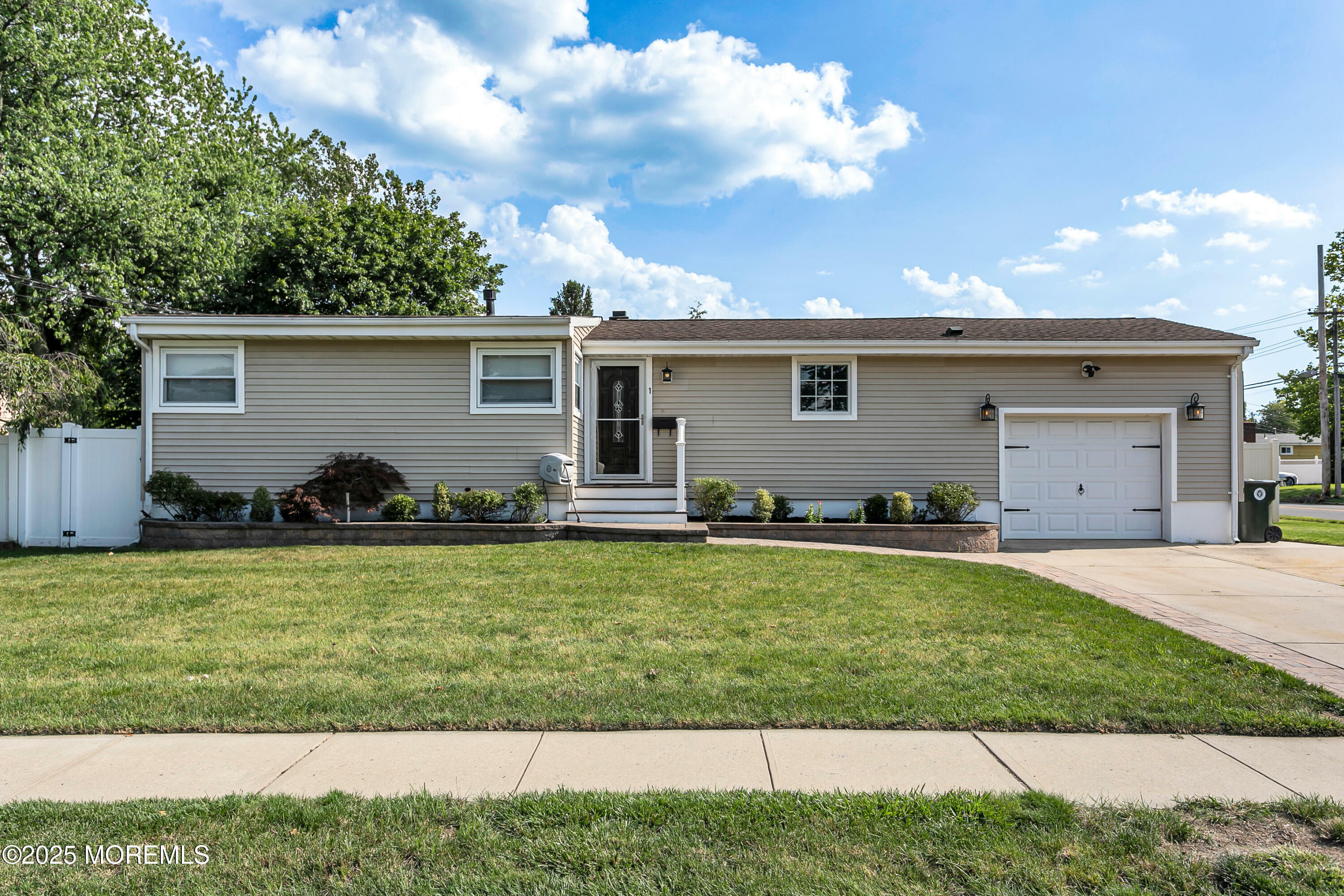1 Colby Lane  Hazlet NJ 07730 photo