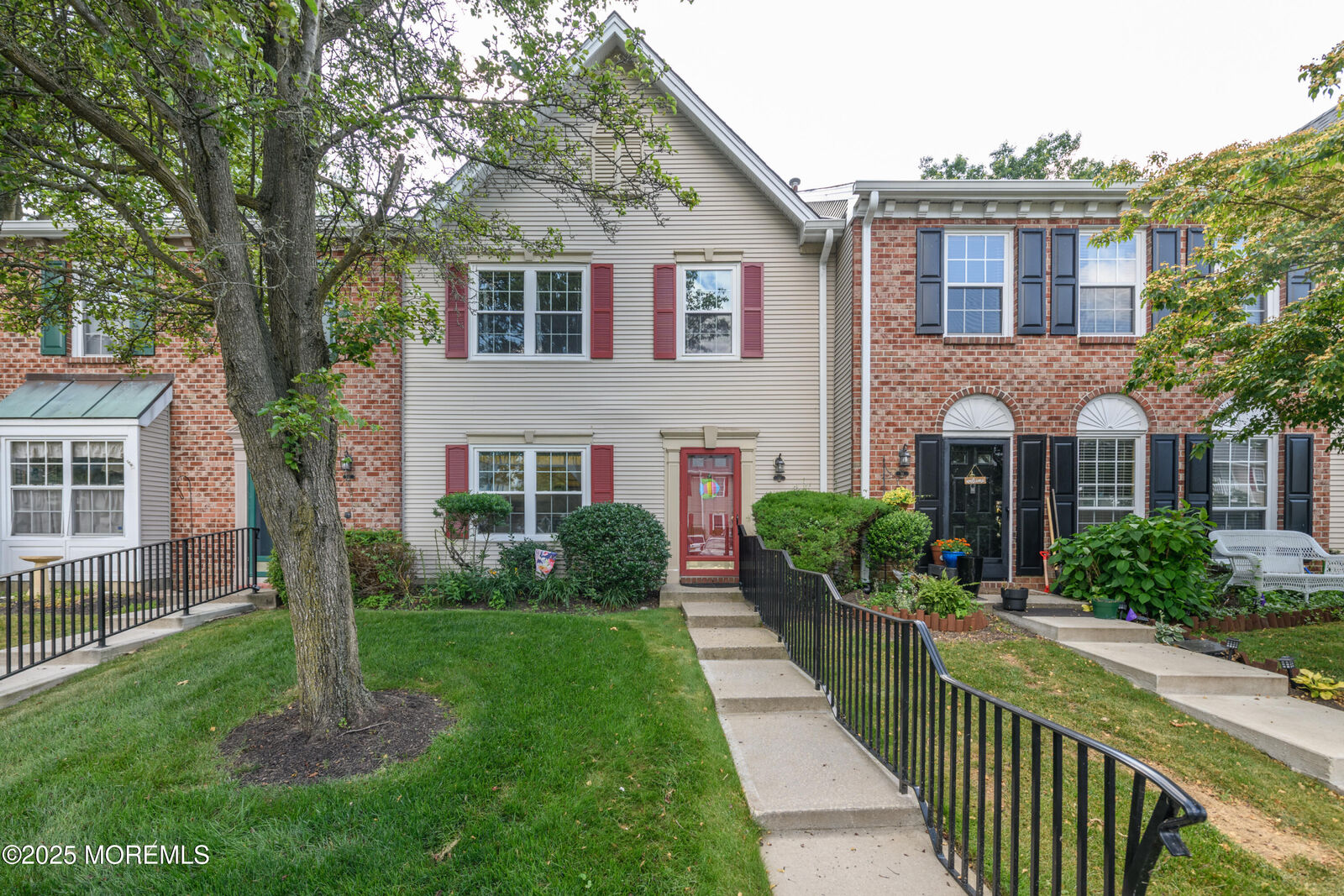 Property Photo:  60 Beaumont Court  NJ 07724 