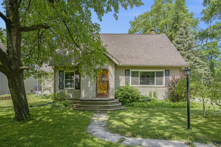 Property Photo: 415 Pinewood Street MI 48103