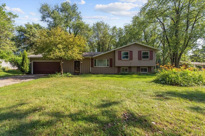5047 Savannah Avenue  Kalamazoo MI 49048 photo