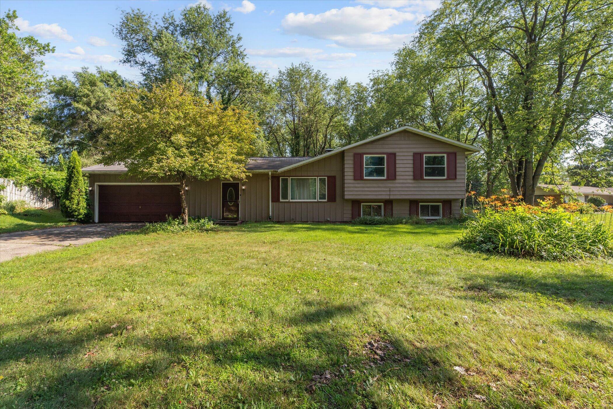 Property Photo: 5047 Savannah Avenue MI 49048