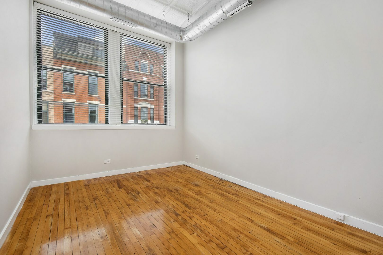 Property Photo: 1471 N Milwaukee Avenue 3F IL 60622