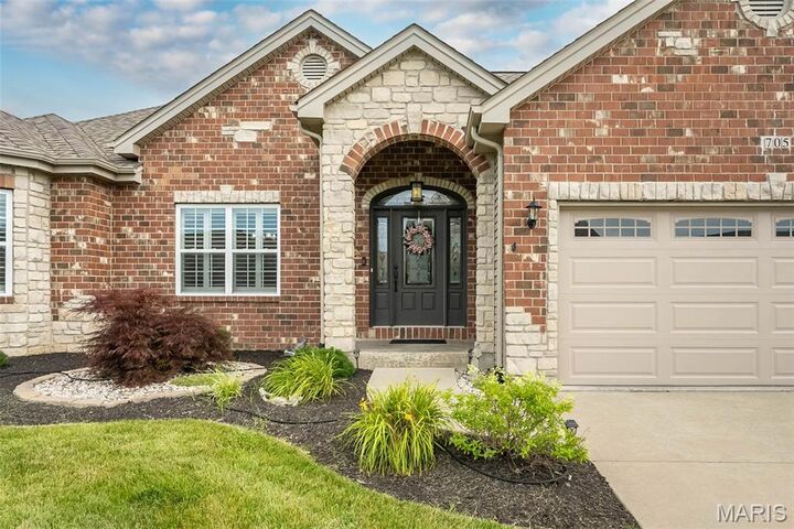 Property Photo: 705 Chancellorsville Drive MO 63385