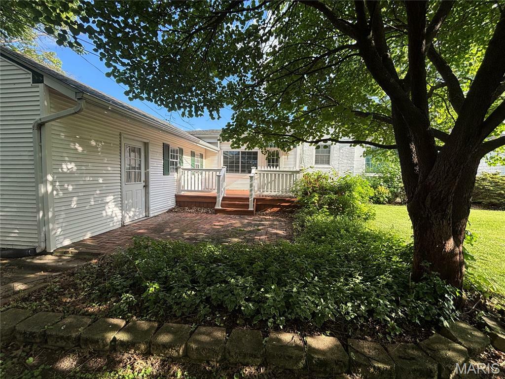 Property Photo: 2125 Richmond Avenue IL 62040