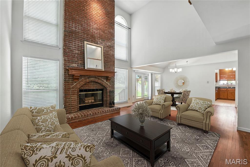 Property Photo: 1827 Pheasant Run Drive MO 63043