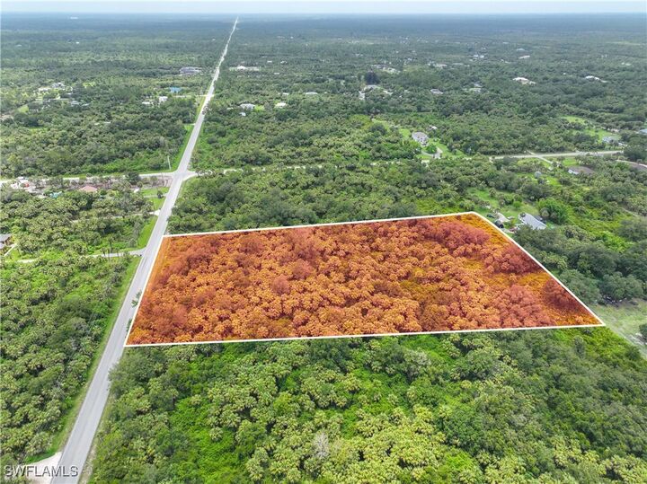 2765 Everglades Boulevard S  Naples FL 34117 photo