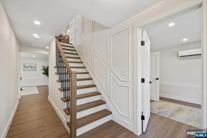 Property Photo:  505 Darby Court  NJ 07450 