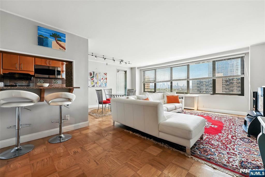 10 Huron Avenue 12C  Jersey City NJ 07306 photo