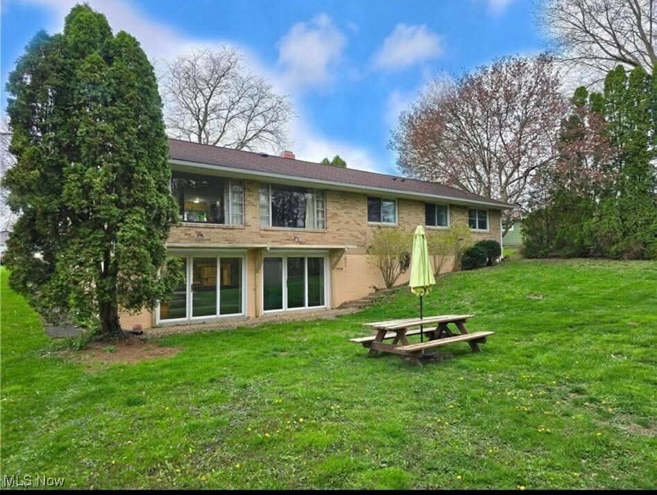 Property Photo: 621 Brookpark Drive OH 44223