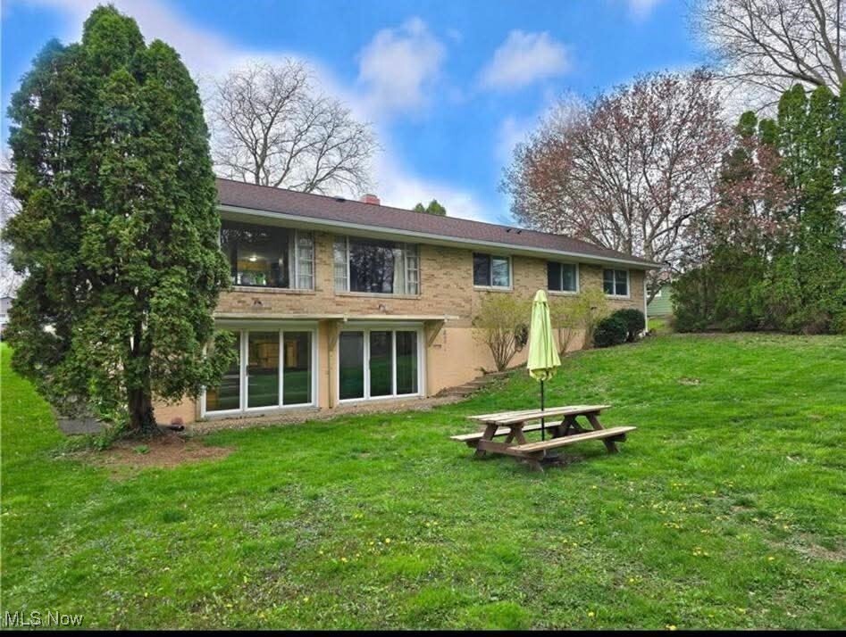 Property Photo: 621 Brookpark Drive OH 44223