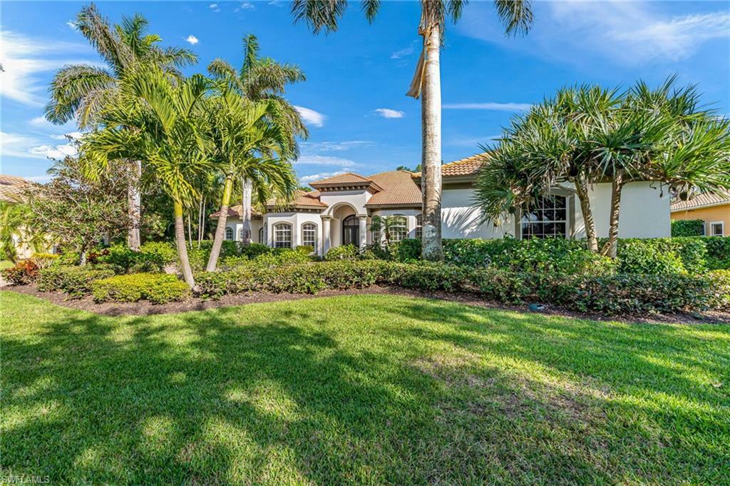 Property Photo: 7610 Palmer Ct FL 34113