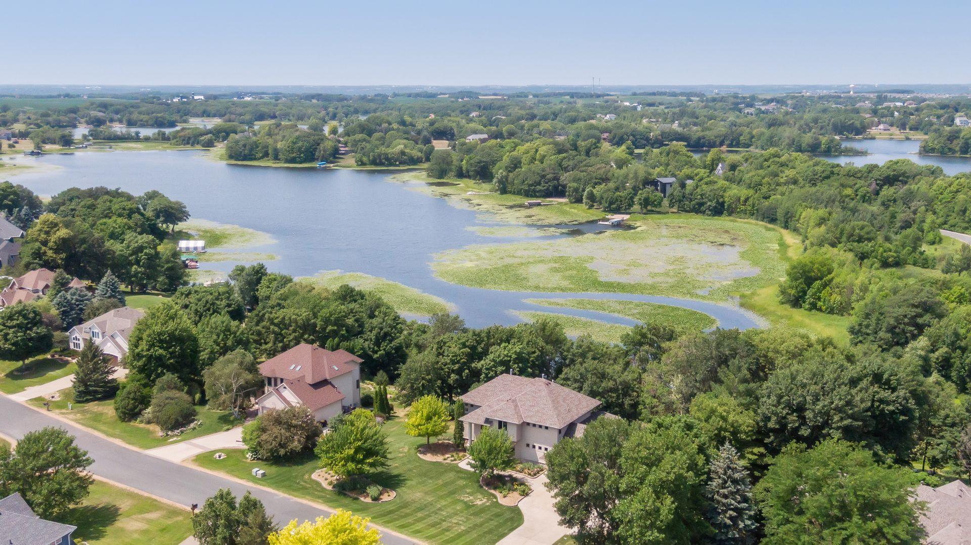 1017 Vista Ridge Lane  Shakopee MN 55379 photo