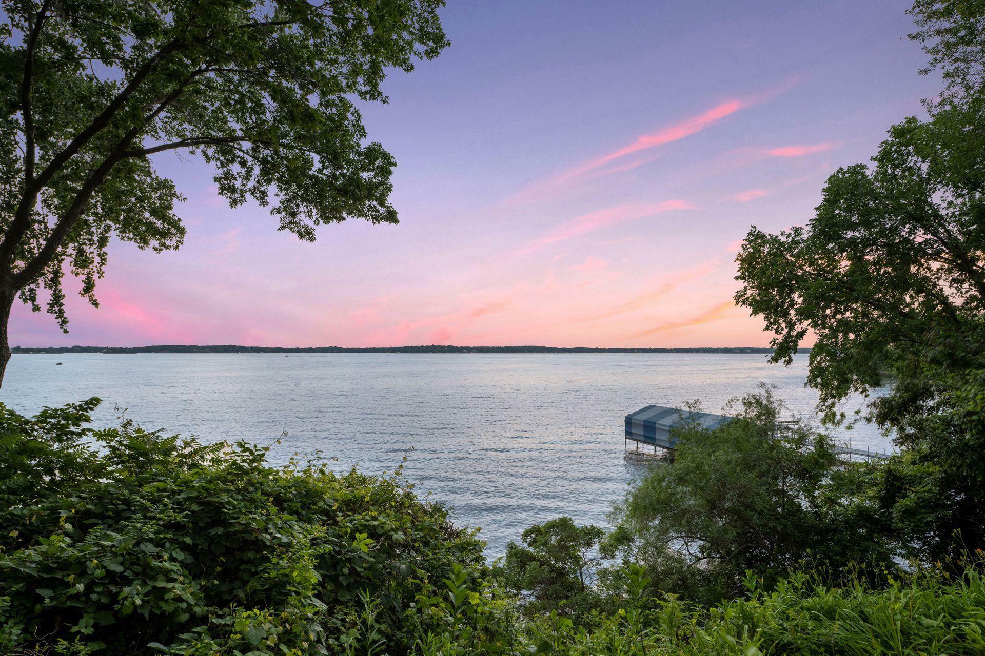Property Photo:  1491 Shoreline Drive  MN 55391 