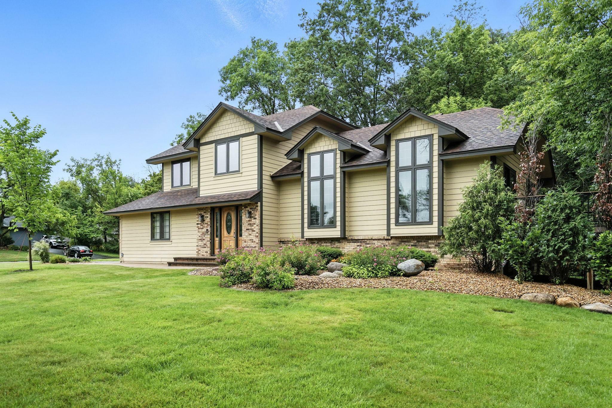 Property Photo: 2830 Revere Circle N MN 55441