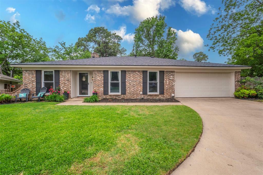 608 Spring Lake Drive  Bedford TX 76021 photo