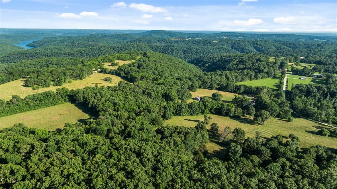 Property Photo: 15624 Roberts Loop AR 72732