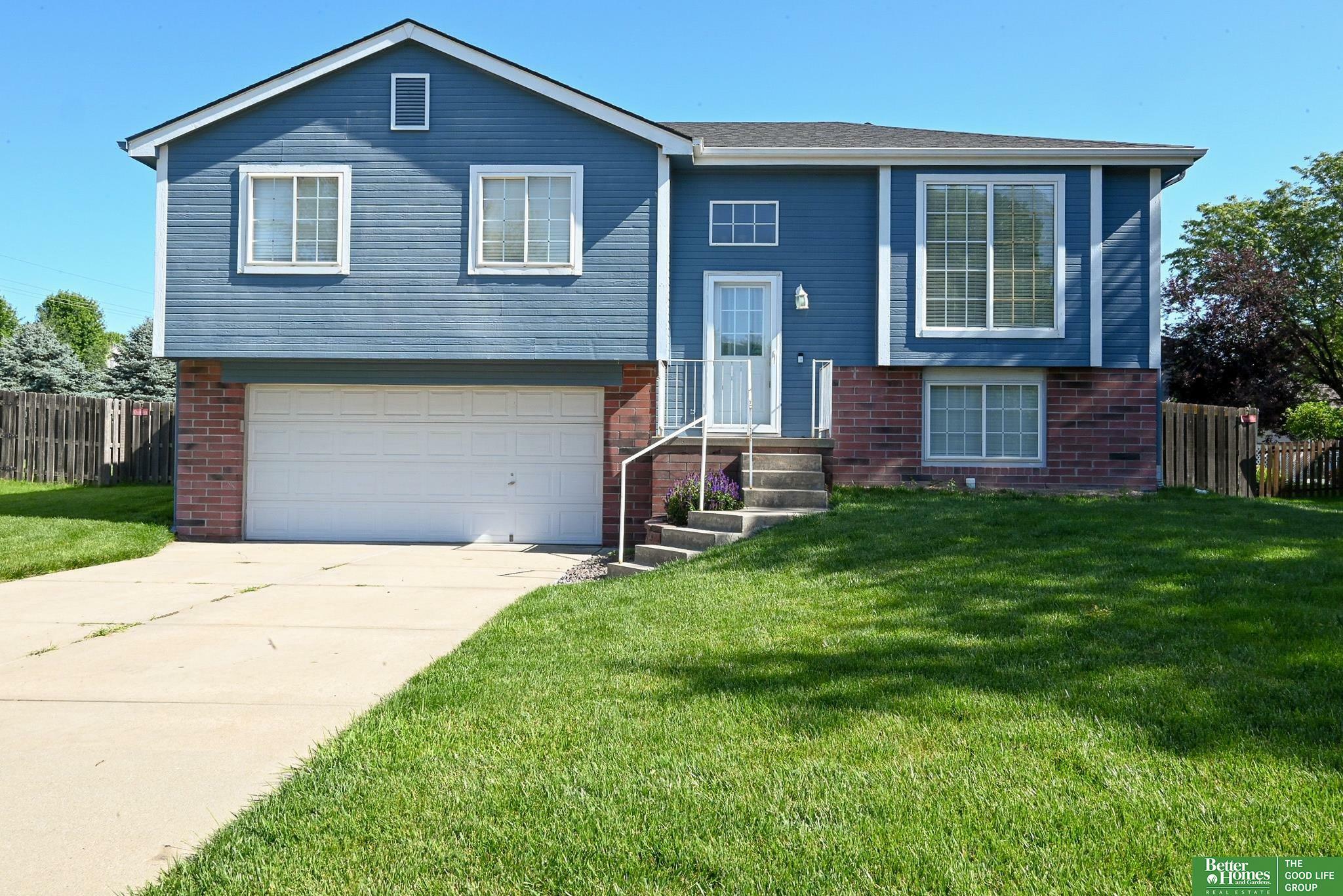 Property Photo: 2412 Lewis And Clark Road NE 68123