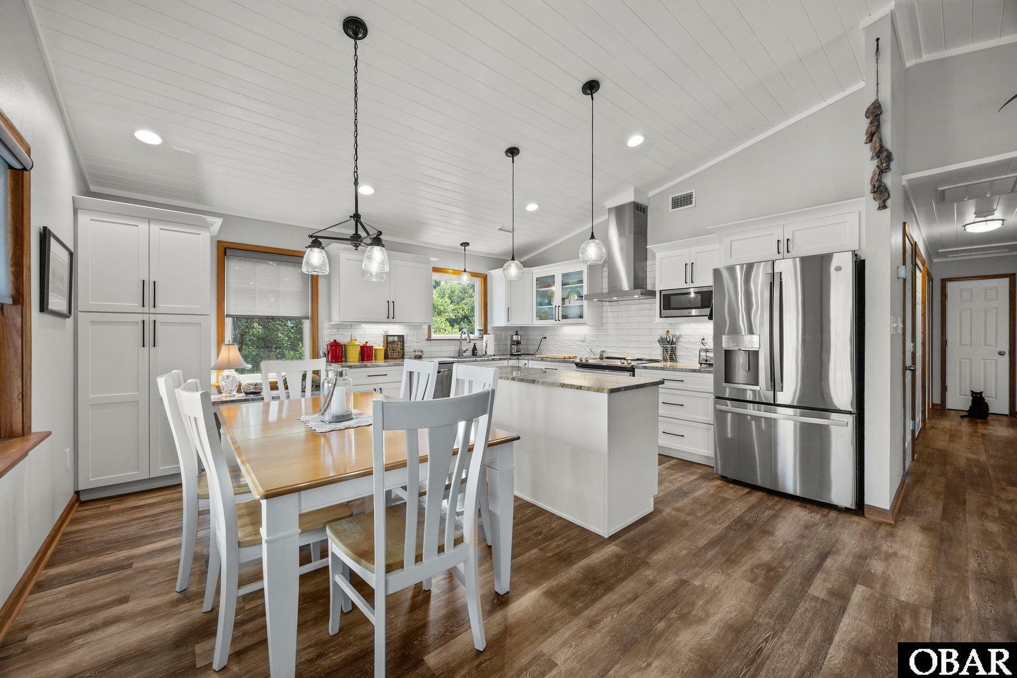 Property Photo: 305 W Fourth Street NC 27948-0000