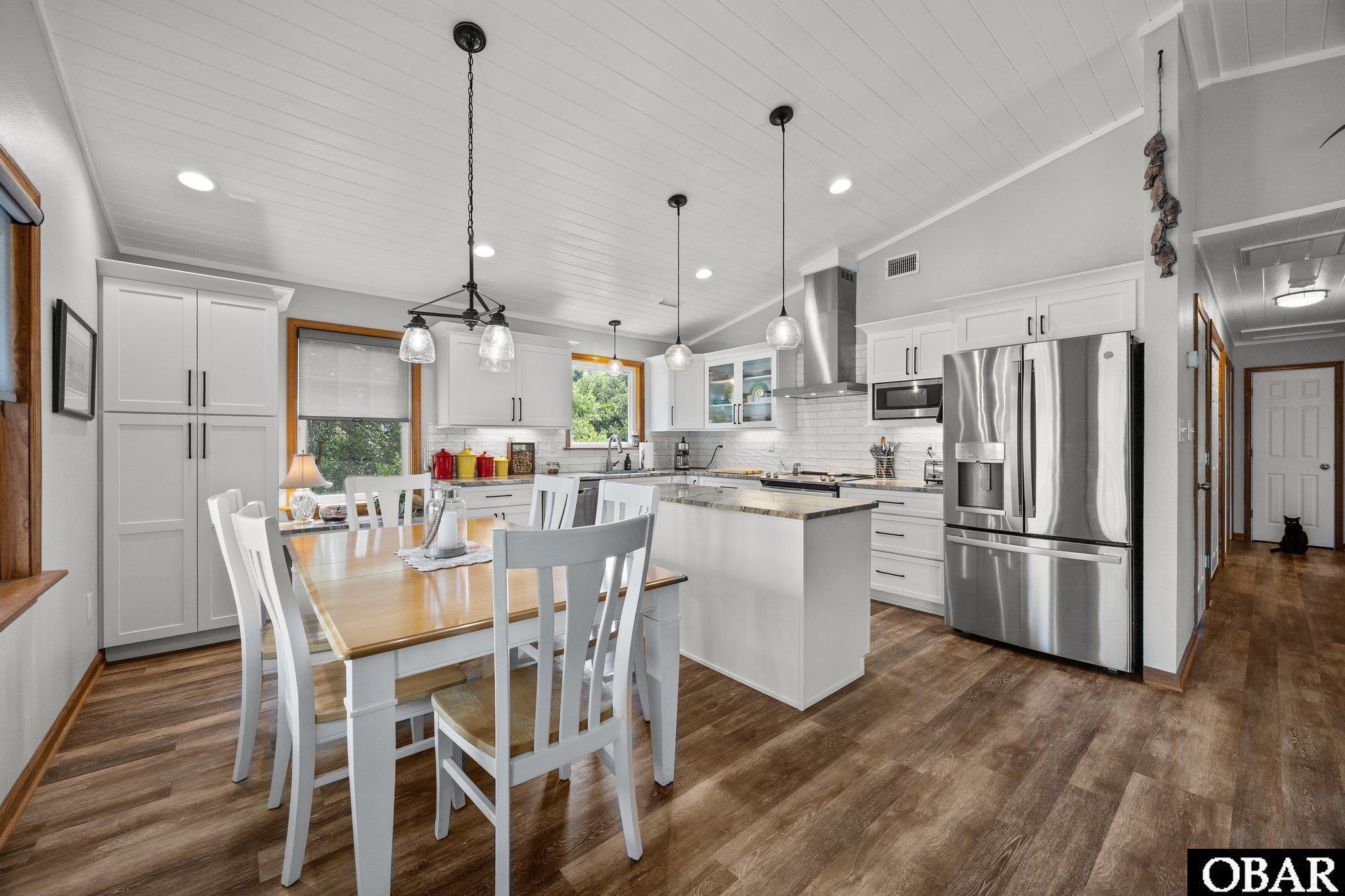Property Photo:  305 W Fourth Street  NC 27948-0000 