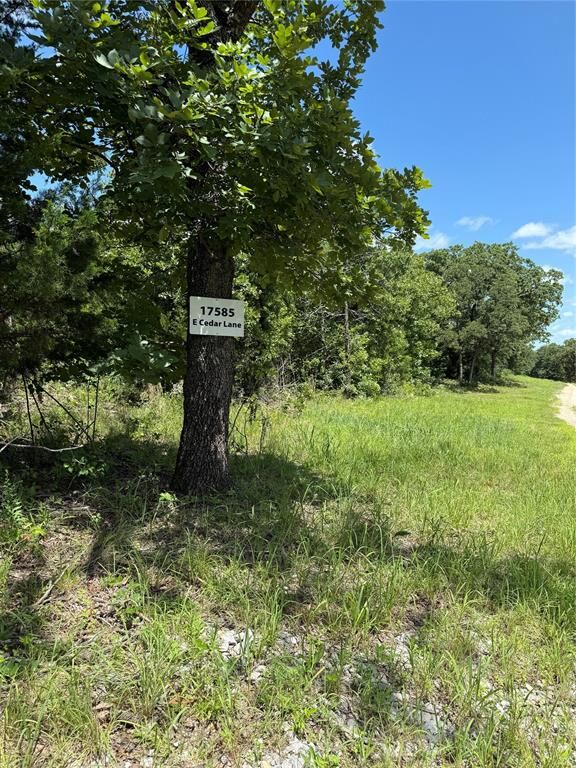 Property Photo:  17585 E Cedar Lane Road  OK 73026 