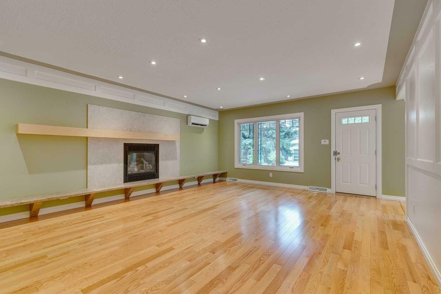 Property Photo: 1032 80 Avenue SW AB T2V 0V5