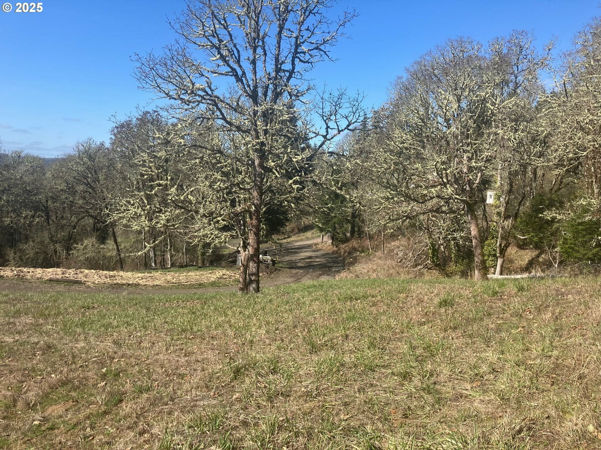Property Photo: NE Center 1 OR 97378