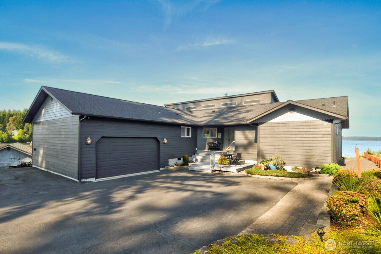 Property Photo:  4040 SE Kamilche Point Road  WA 98584 