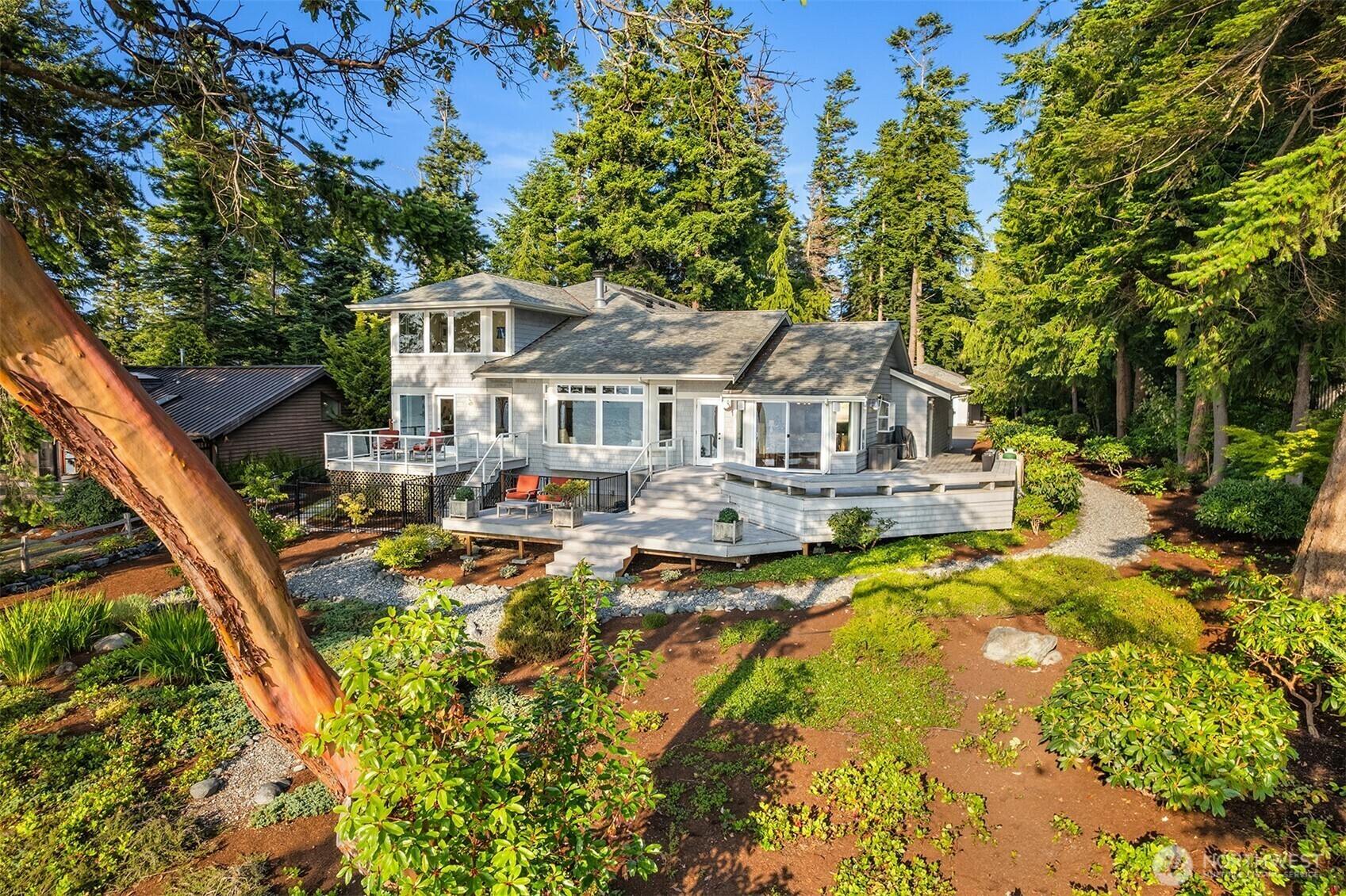 Property Photo: 2 Edgewater Drive WA 98282